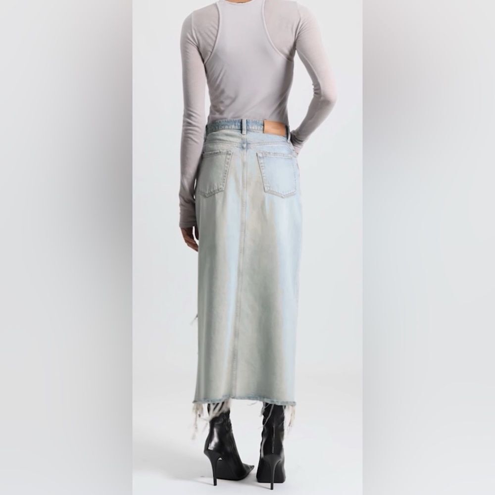 7 For All Mankind Denim Midi Skirt in Peaches Distressed Light Wash Size 27 NWT - Picture 7 of 14